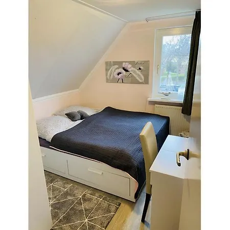 Hébergement de vacances Carpe Diem With Jetty And Boat *