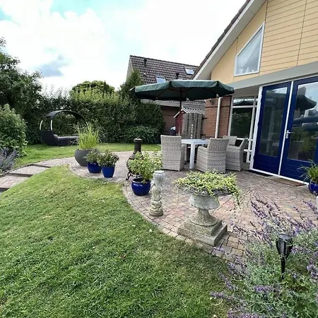 度假居 Carpe Diem With Jetty And Boat