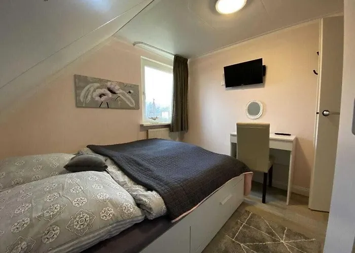 度假居 Carpe Diem With Jetty And Boat