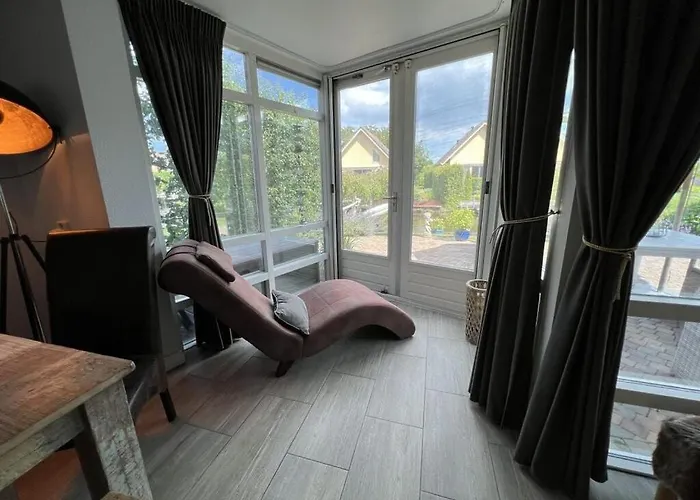 Carpe Diem With Jetty And Boat * 梅代姆里克